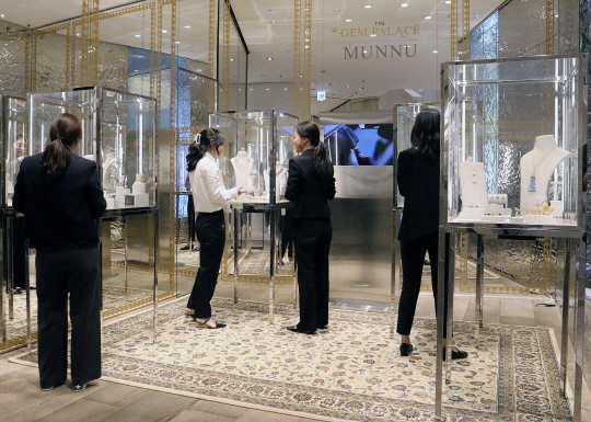 신세계백화점 제공